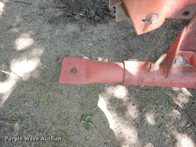 image for item KS9756 New Holland 273  small square baler