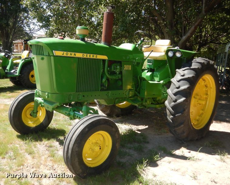 image for item KS9757 John Deere 3010  tractor