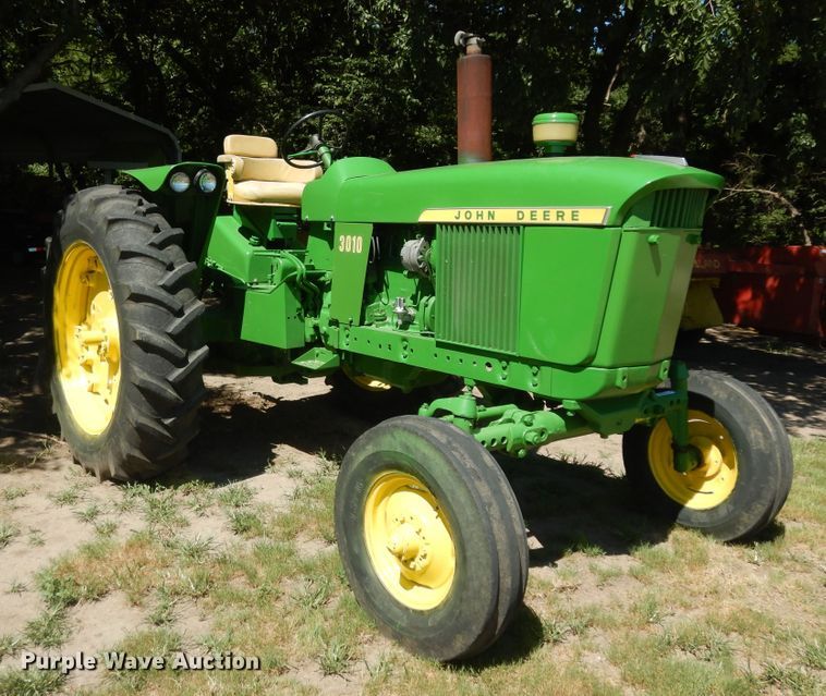 image for item KS9757 John Deere 3010  tractor