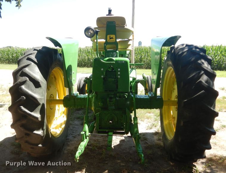 image for item KS9757 John Deere 3010  tractor