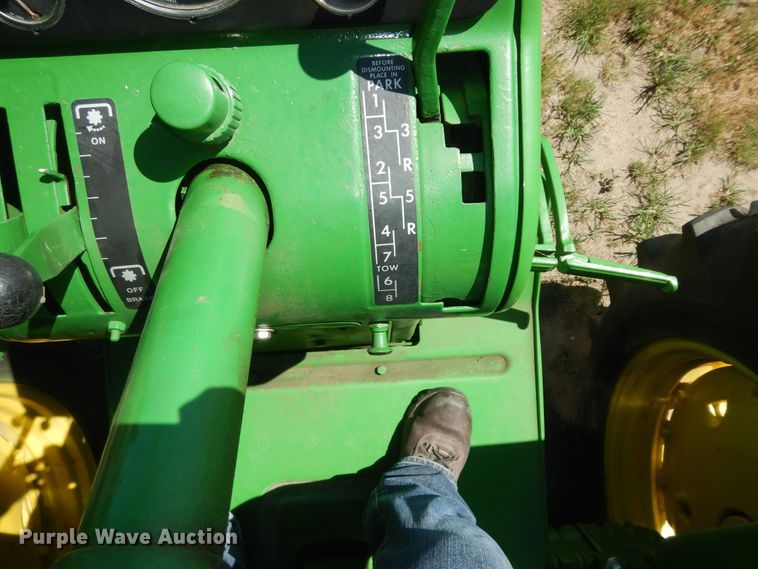 image for item KS9757 John Deere 3010  tractor