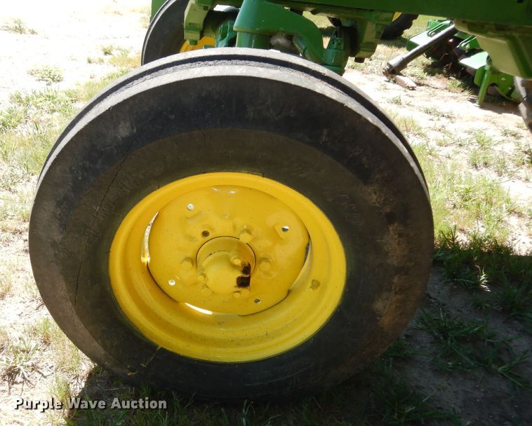 image for item KS9757 John Deere 3010  tractor