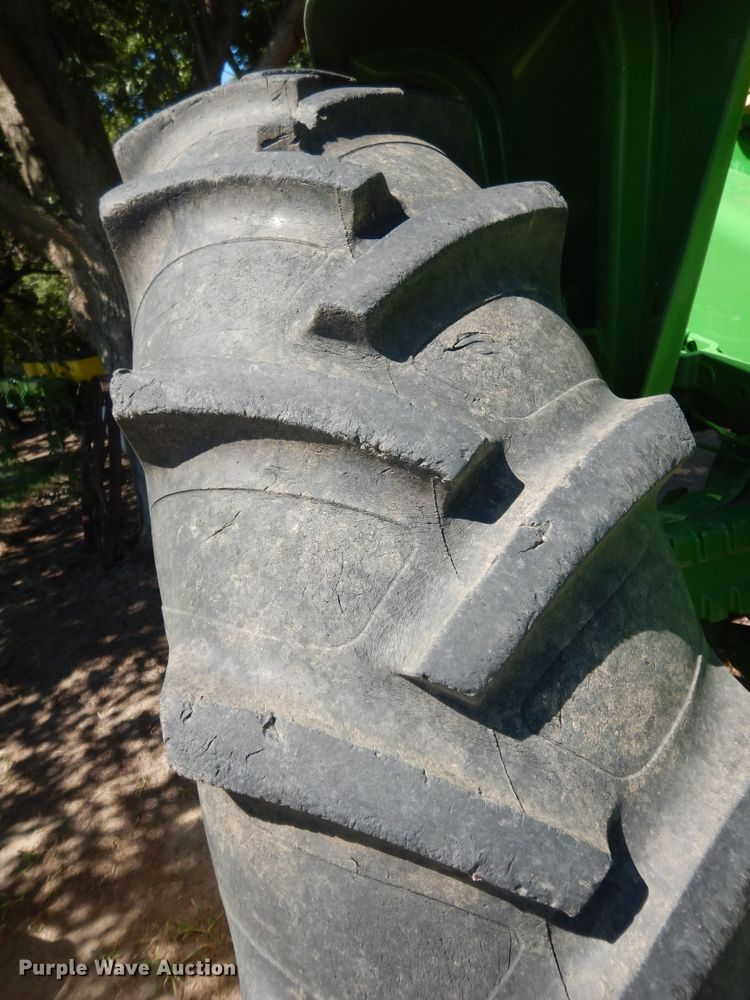 image for item KS9757 John Deere 3010  tractor