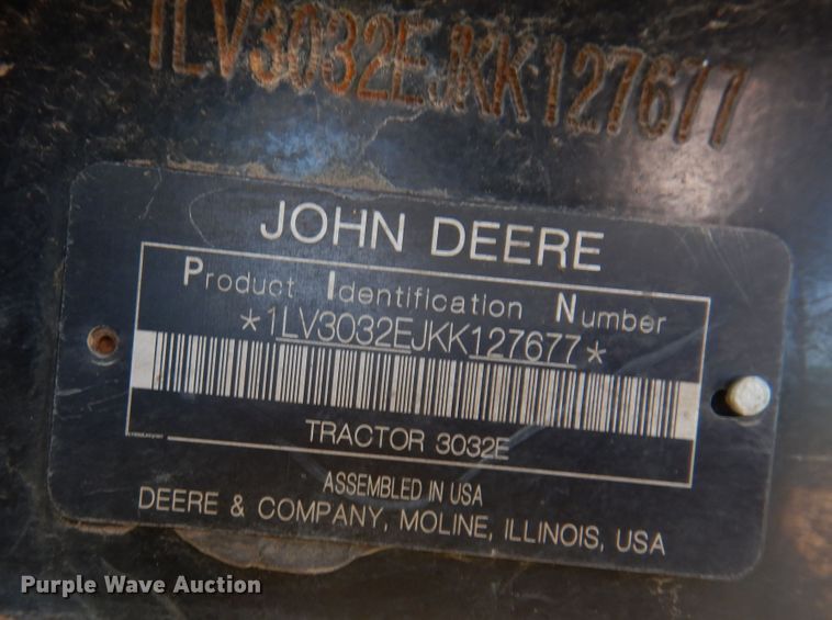 image for item KS9759 2019 John Deere 3032E  MFWD tractor
