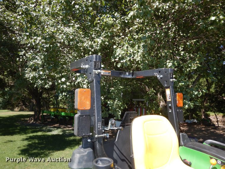 image for item KS9759 2019 John Deere 3032E  MFWD tractor