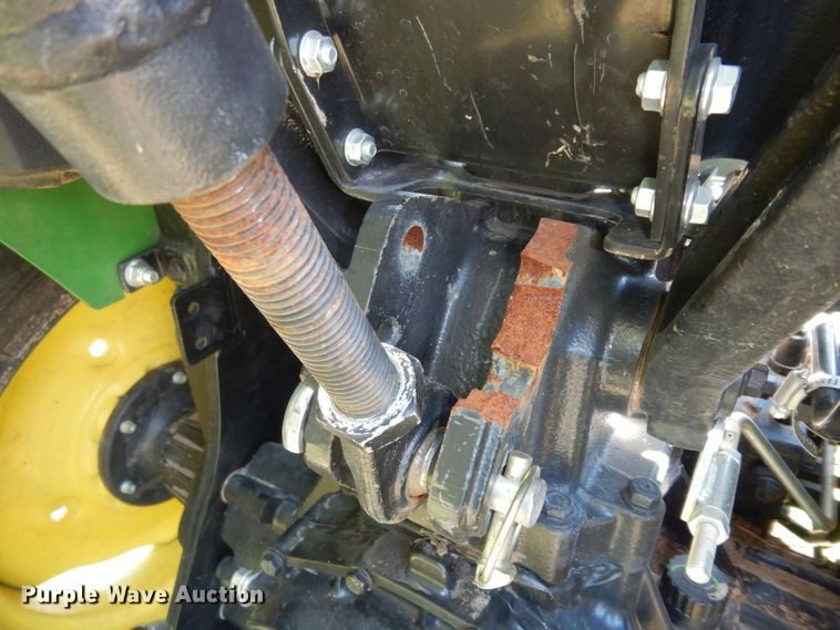 image for item KS9759 2019 John Deere 3032E  MFWD tractor