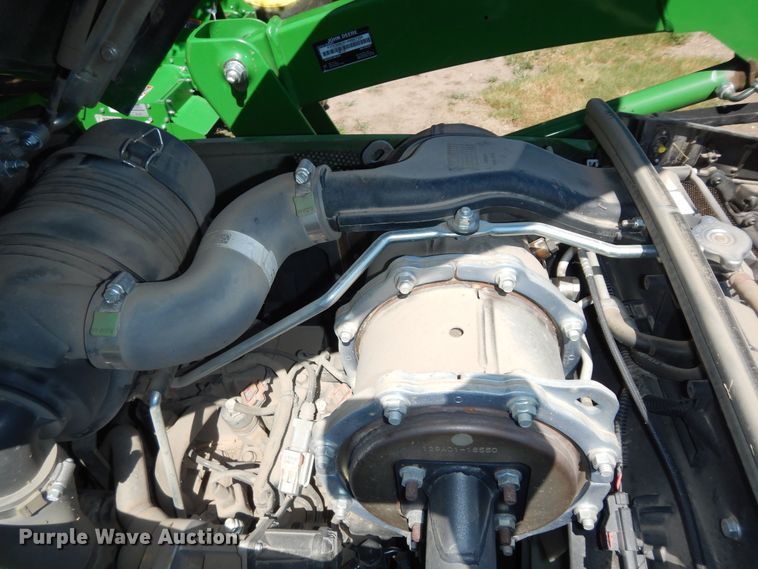 image for item KS9759 2019 John Deere 3032E  MFWD tractor
