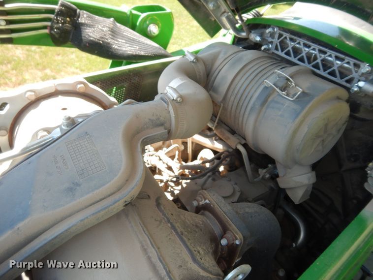 image for item KS9759 2019 John Deere 3032E  MFWD tractor