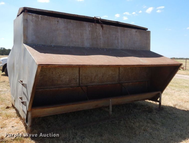 image for item KV9985 (2) livestock feeders