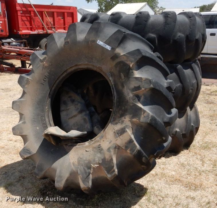 image for item KV9986 (4) 23.1-26 tires