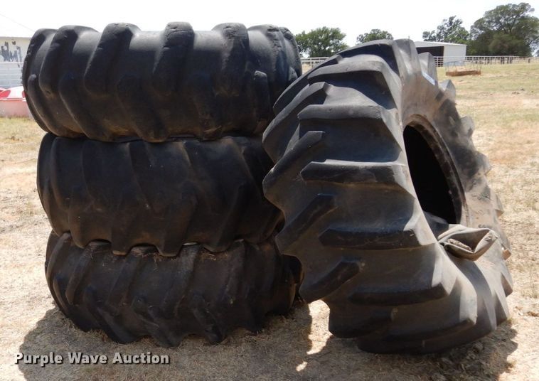 image for item KV9986 (4) 23.1-26 tires