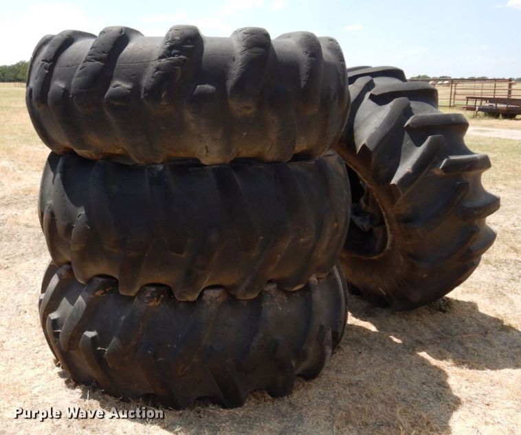 image for item KV9986 (4) 23.1-26 tires