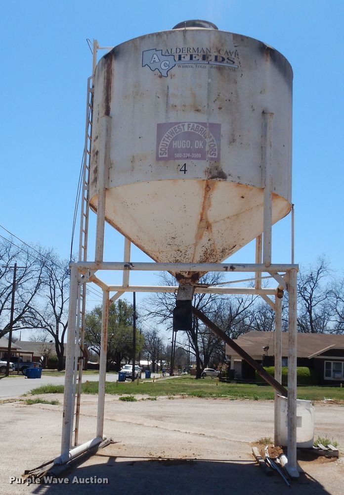 image for item KV9996 Grain bin