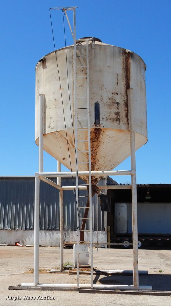 image for item KV9996 Grain bin