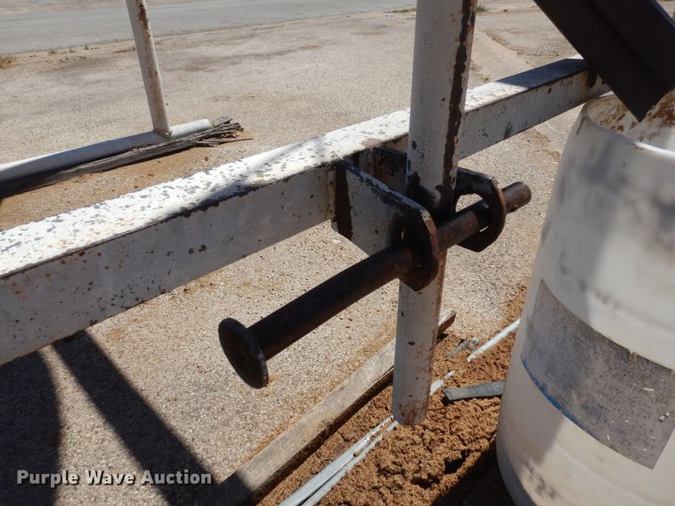 image for item KV9996 Grain bin