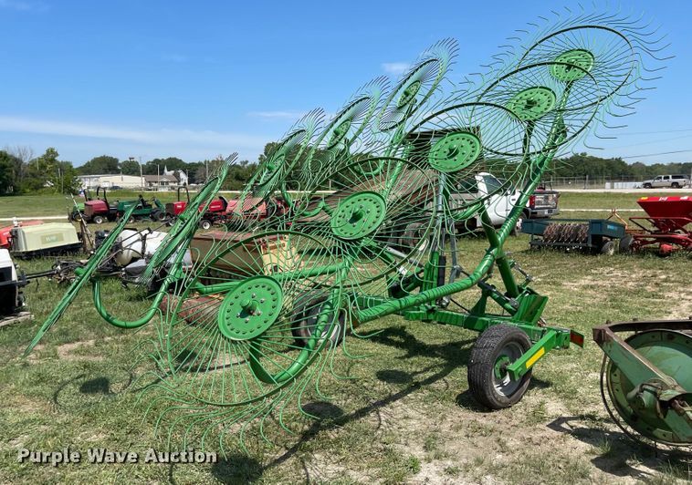 image for item LF9238 Frontier  hay rake