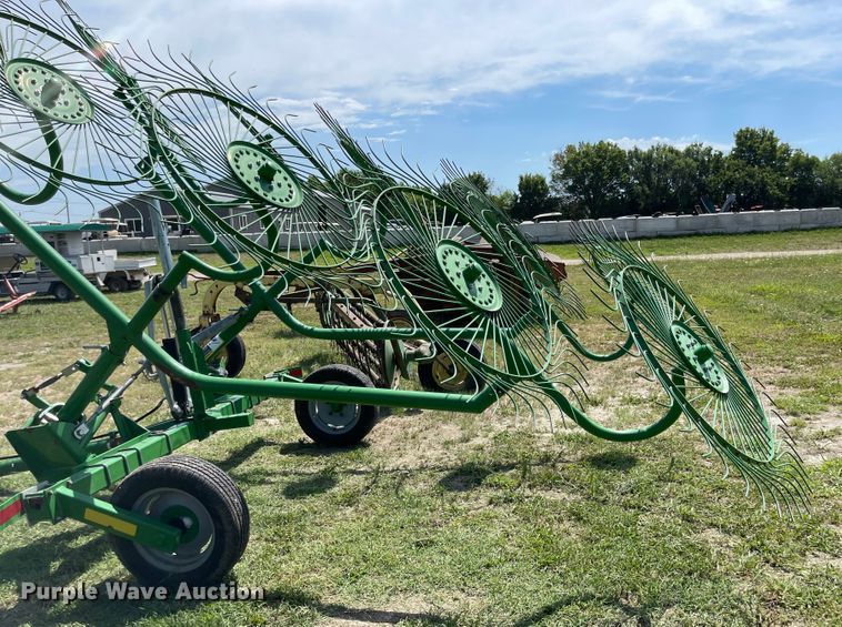 image for item LF9238 Frontier  hay rake