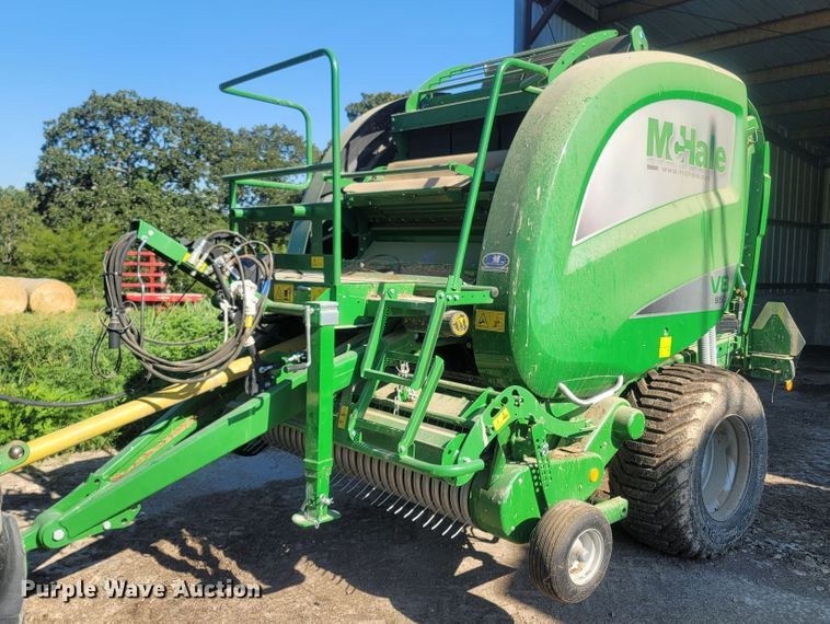 image for item LM9555 2020 Mchale V8950  round baler