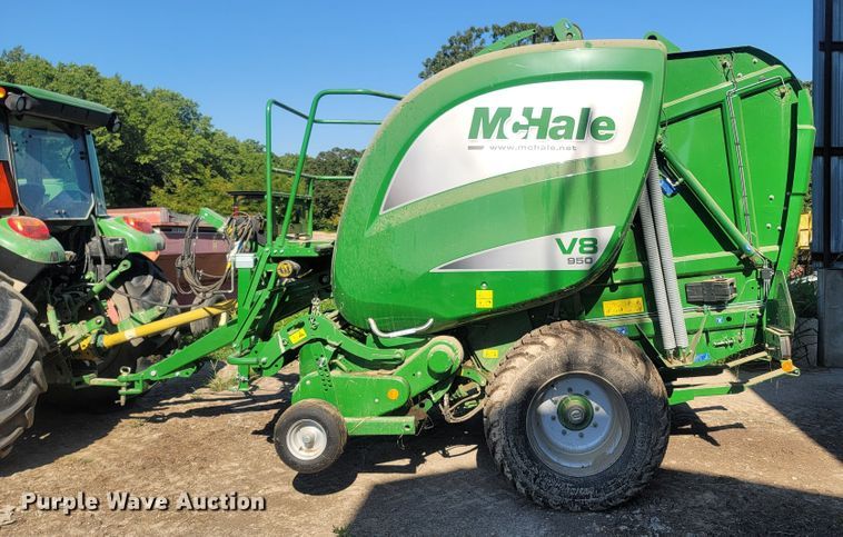 image for item LM9555 2020 Mchale V8950  round baler