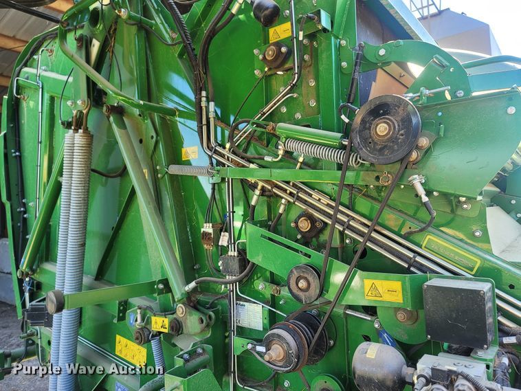 image for item LM9555 2020 Mchale V8950  round baler