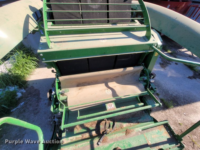 image for item LM9555 2020 Mchale V8950  round baler