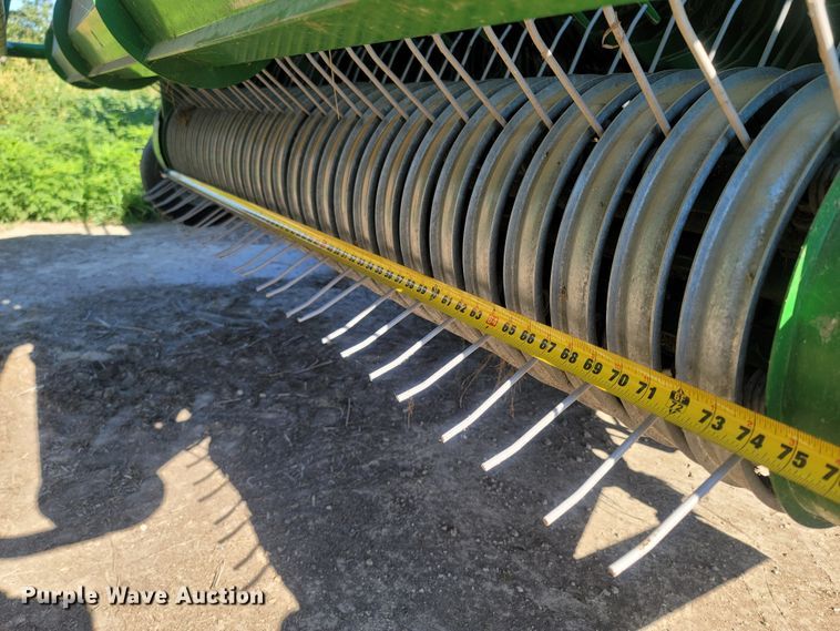 image for item LM9555 2020 Mchale V8950  round baler