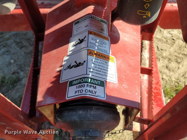 image for item LM9557 2021 Meyer Formula F585  feed mixer