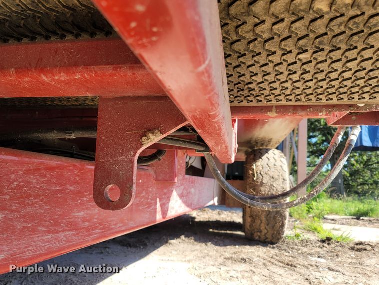 image for item LM9557 2021 Meyer Formula F585  feed mixer