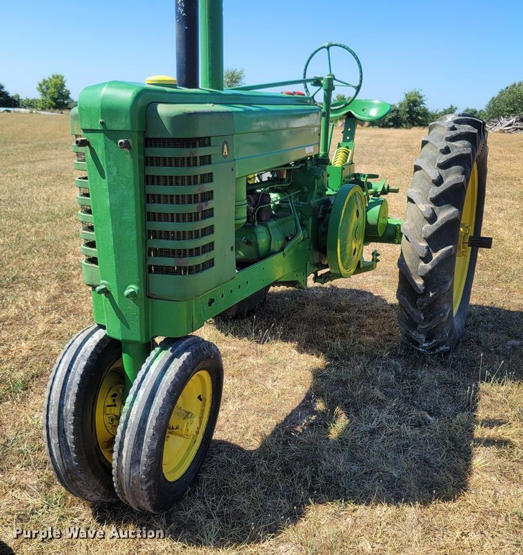 image for item LM9571 1939 John Deere A  tractor