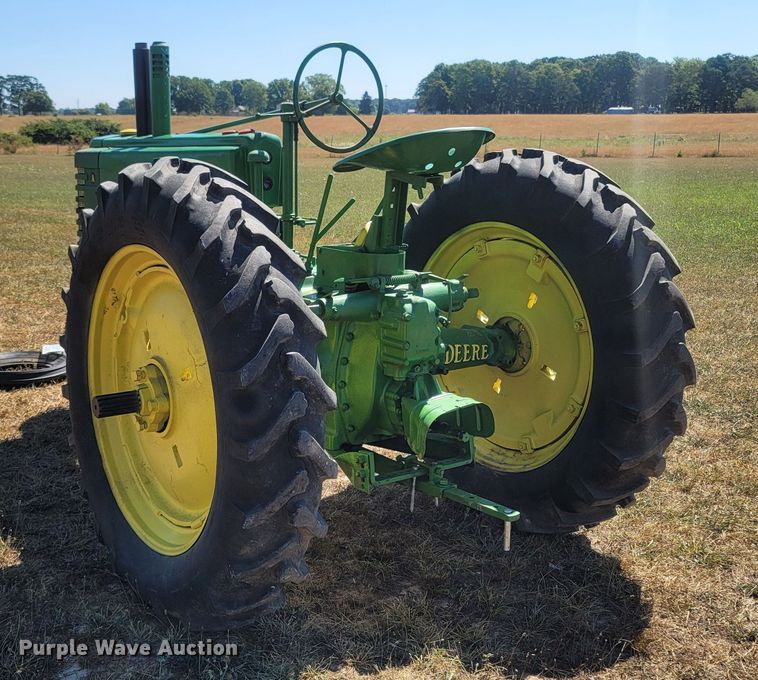 image for item LM9571 1939 John Deere A  tractor