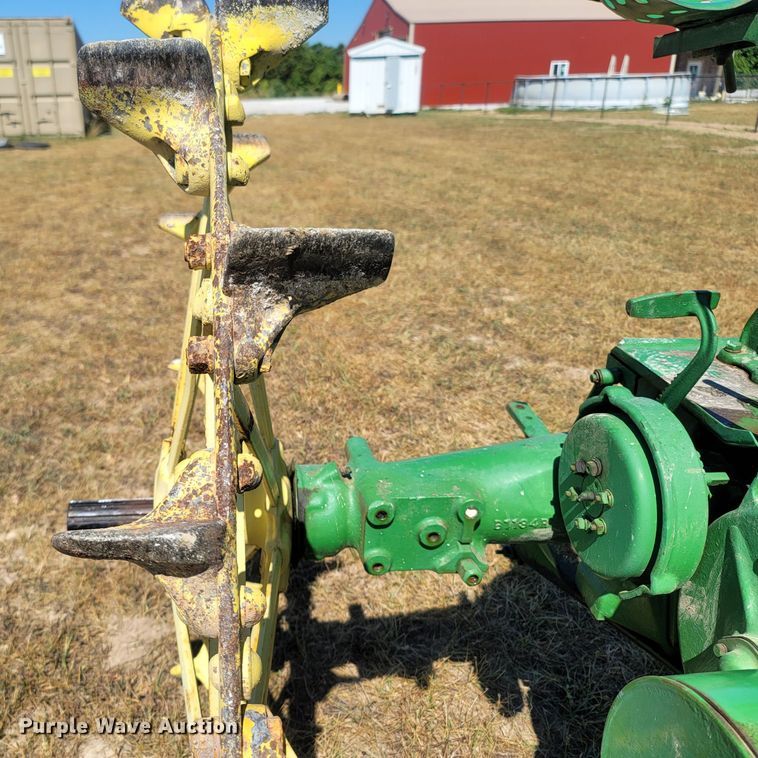 image for item LM9572 1938 John Deere B  tractor