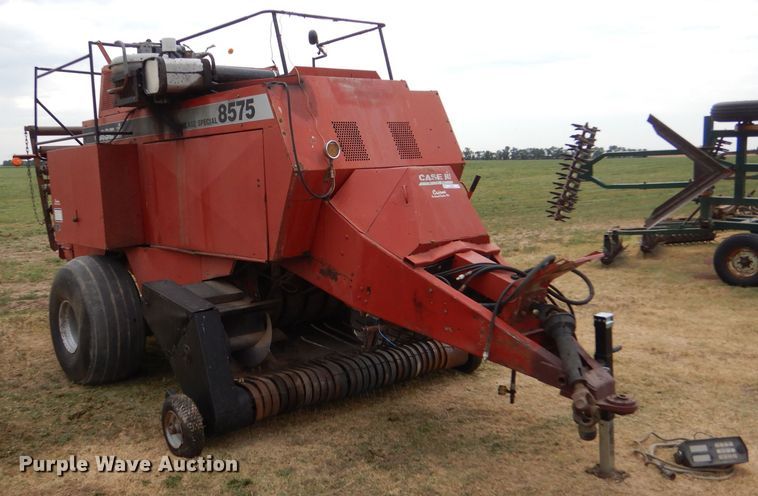 image for item LP9459 2000 Case IH 8575  large square baler