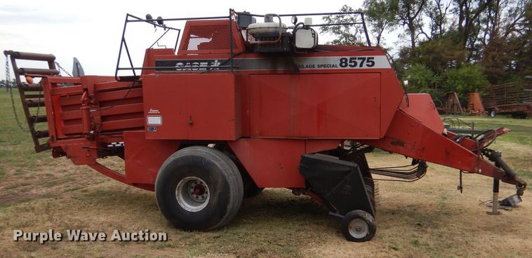 image for item LP9459 2000 Case IH 8575  large square baler