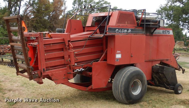 image for item LP9459 2000 Case IH 8575  large square baler
