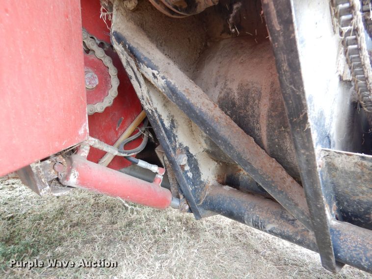 image for item LP9459 2000 Case IH 8575  large square baler