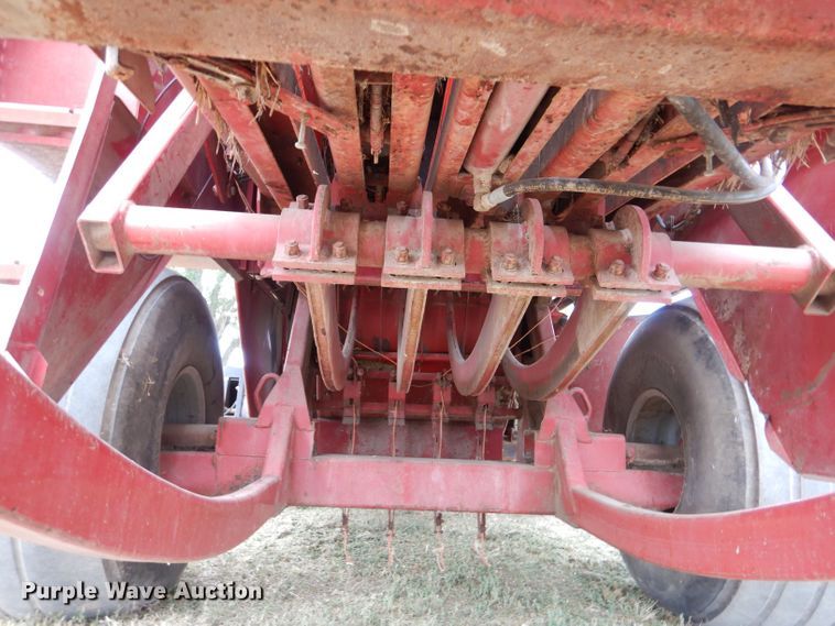 image for item LP9459 2000 Case IH 8575  large square baler