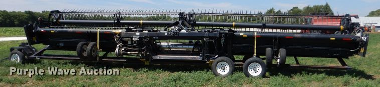 image for item LP9461 2018 MacDon FD75  flex draper head