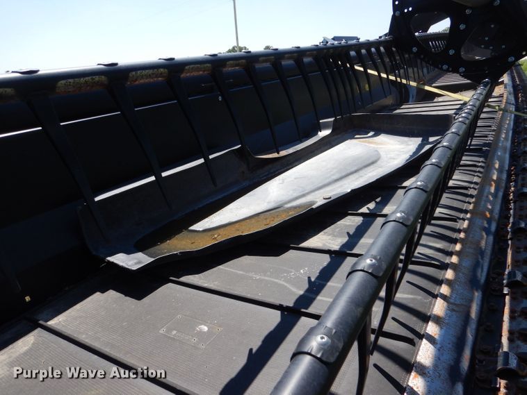 image for item LP9461 2018 MacDon FD75  flex draper head