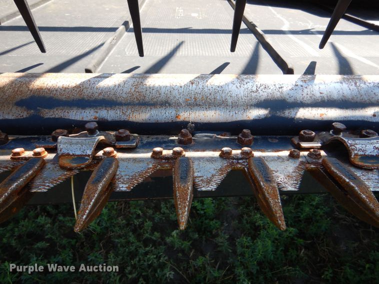 image for item LP9461 2018 MacDon FD75  flex draper head