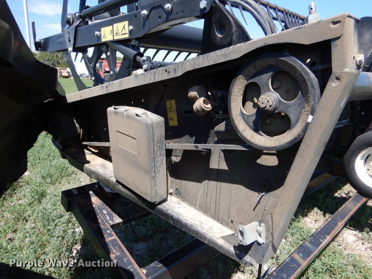 image for item LP9461 2018 MacDon FD75  flex draper head