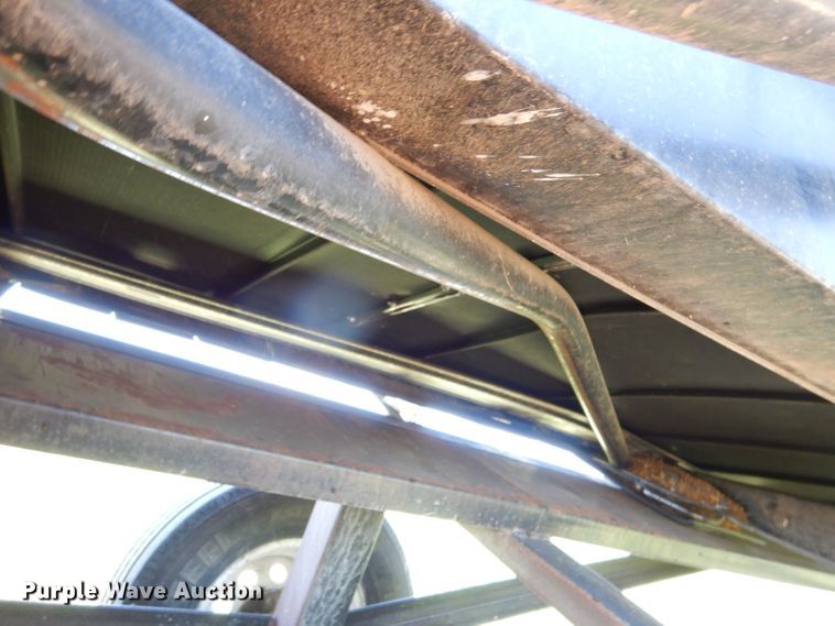 image for item LP9461 2018 MacDon FD75  flex draper head