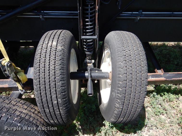 image for item LP9461 2018 MacDon FD75  flex draper head