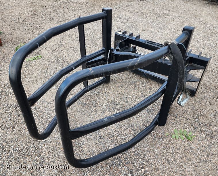 image for item LP9482 2018 Loflin BS  skid steer bale squeezer