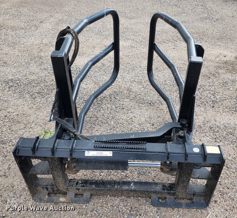 image for item LP9482 2018 Loflin BS  skid steer bale squeezer