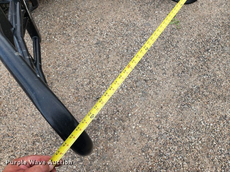 image for item LP9482 2018 Loflin BS  skid steer bale squeezer