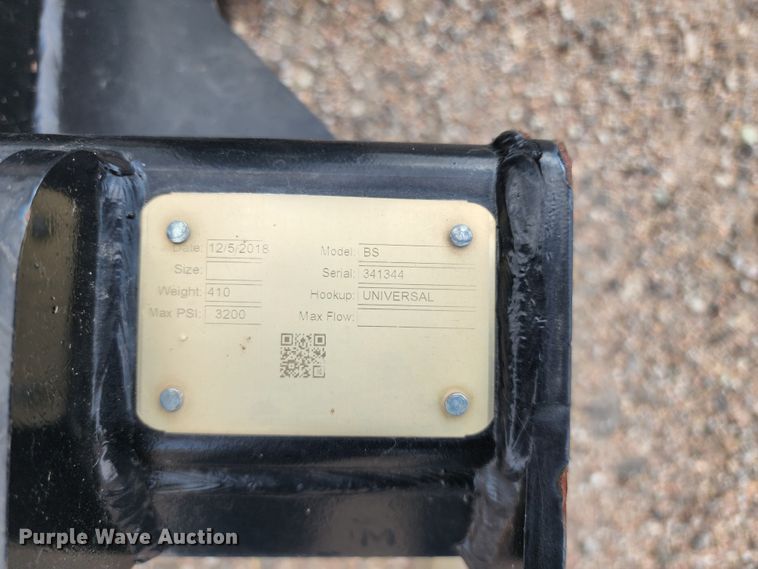 image for item LP9482 2018 Loflin BS  skid steer bale squeezer