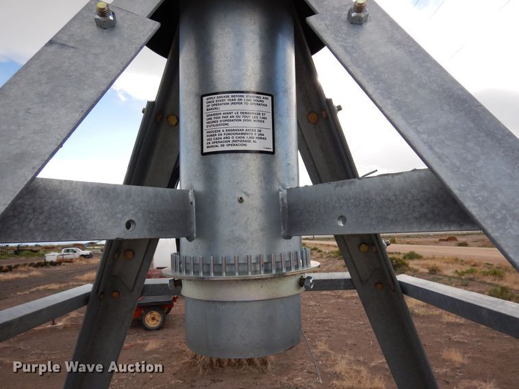 image for item LT9851 Zimmatic  center pivot tower