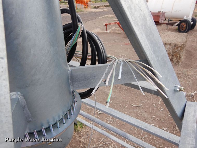 image for item LT9851 Zimmatic  center pivot tower