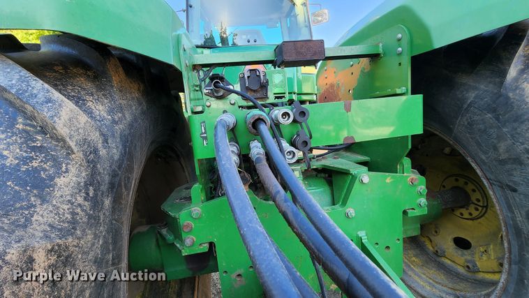 image for item MK9031 2006 John Deere 9520  Scraper Special 4WD tractor