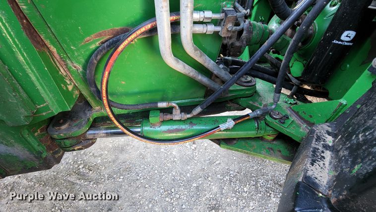 image for item MK9031 2006 John Deere 9520  Scraper Special 4WD tractor